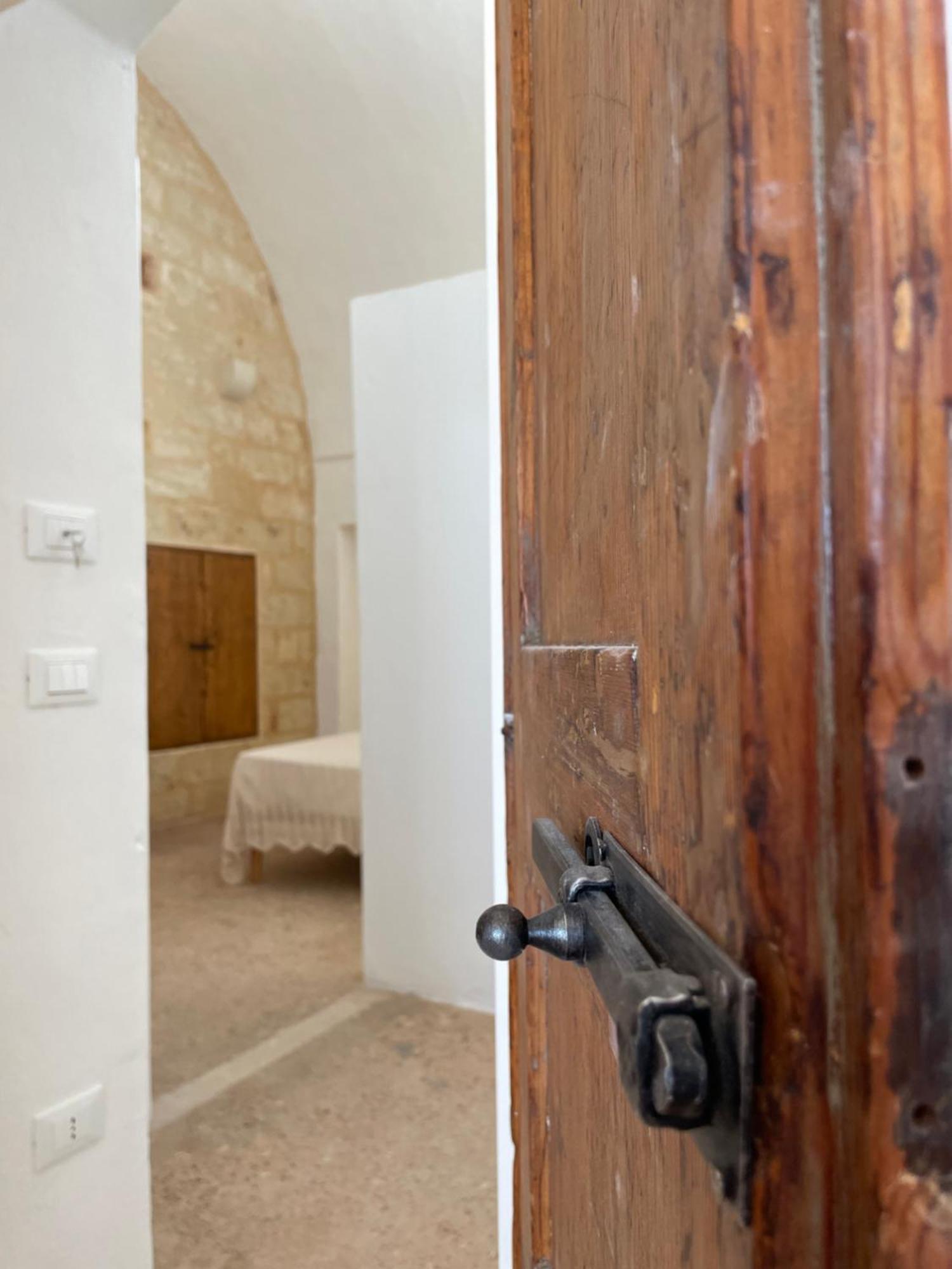 Masseria Voluzzi Копертино Екстериор снимка