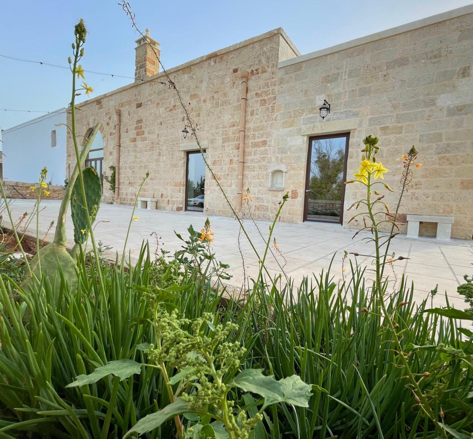 Masseria Voluzzi Копертино Екстериор снимка