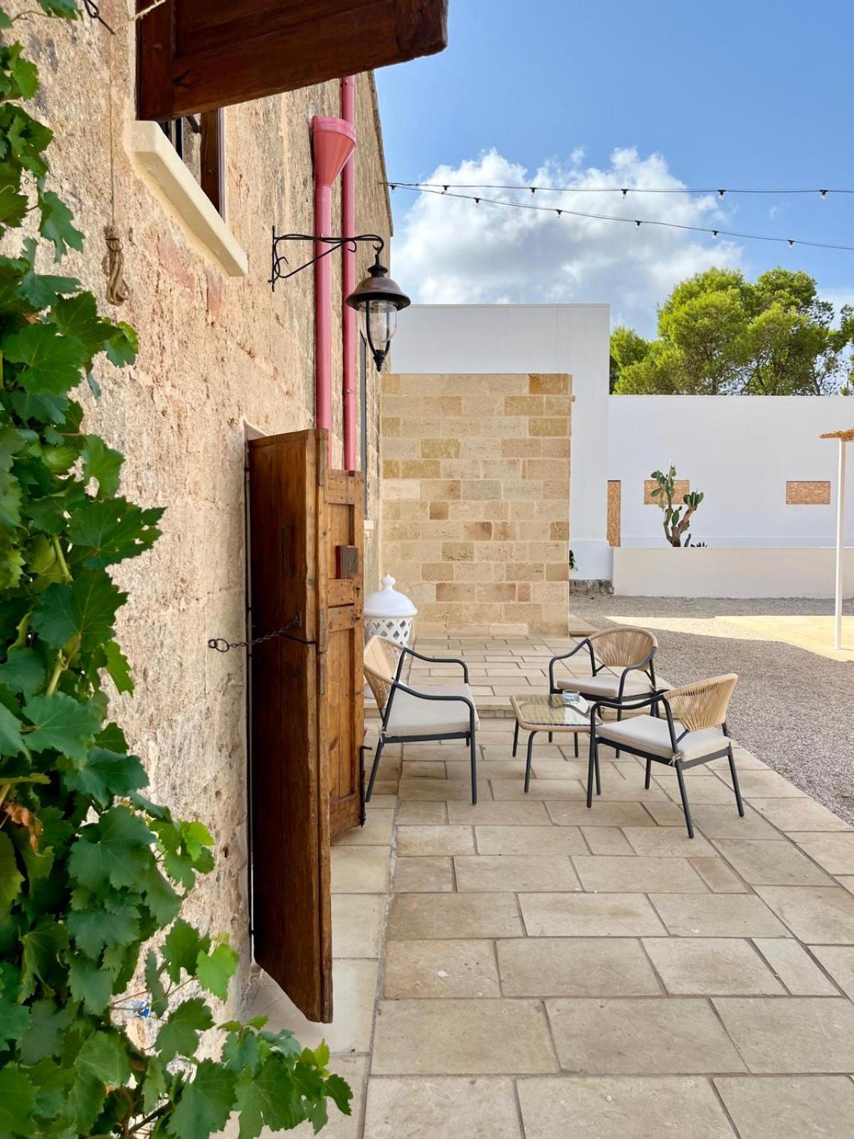 Masseria Voluzzi Копертино Екстериор снимка